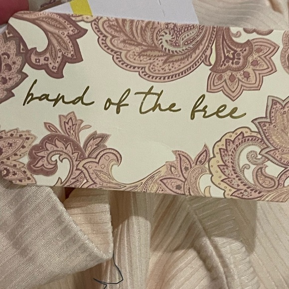 Band of the free nwt AVRIL Ivory MOCK NECK CROP TOP - Picture 6 of 11